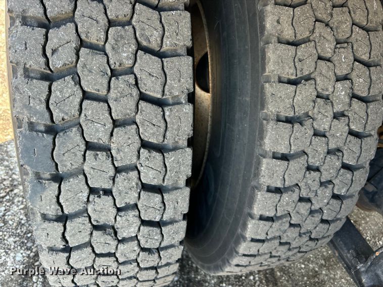 image for item EG1241 2007 Sterling L-Line dump truck