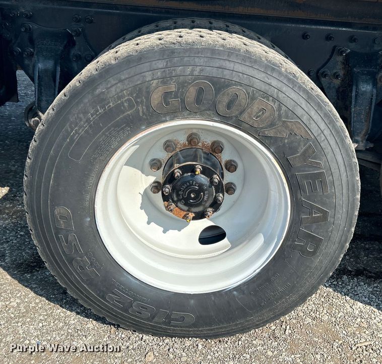 image for item EG1241 2007 Sterling L-Line dump truck