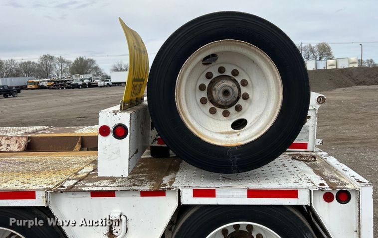 image for item EG1260 2010 Trail-Eze TE110DGWS lowboy equipment trailer