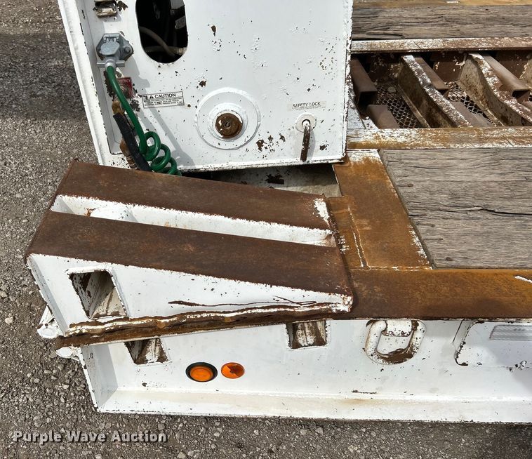 image for item EG1260 2010 Trail-Eze TE110DGWS lowboy equipment trailer