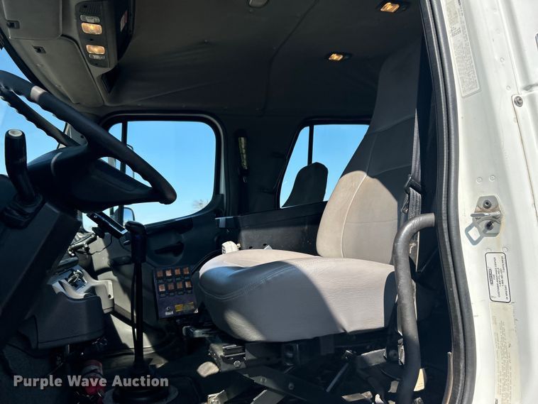 image for item EG1274 2012 Freightliner  M2 Business Class crane truck