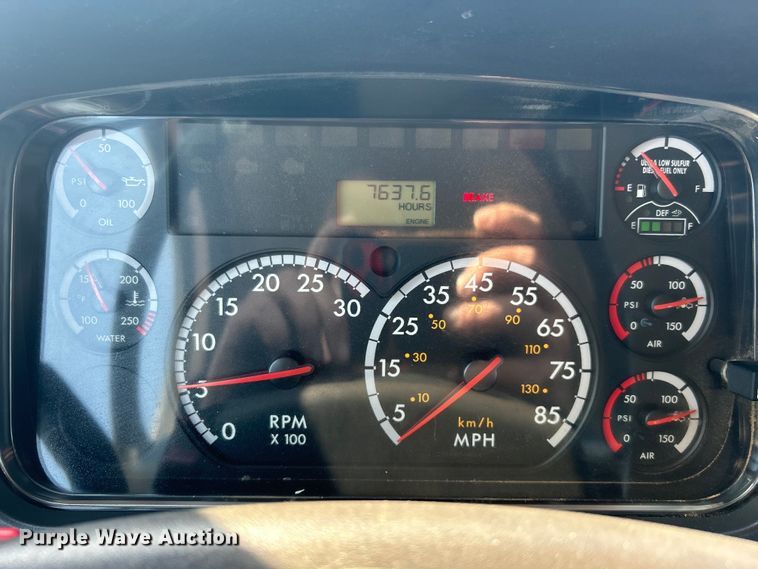 image for item EG1274 2012 Freightliner  M2 Business Class crane truck