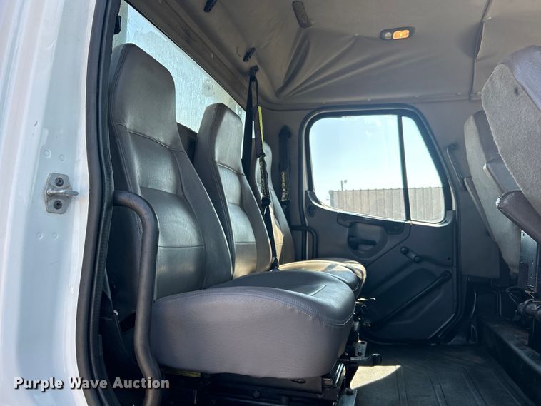 image for item EG1274 2012 Freightliner  M2 Business Class crane truck