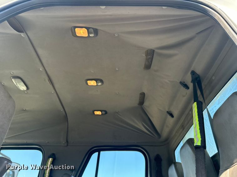 image for item EG1274 2012 Freightliner  M2 Business Class crane truck