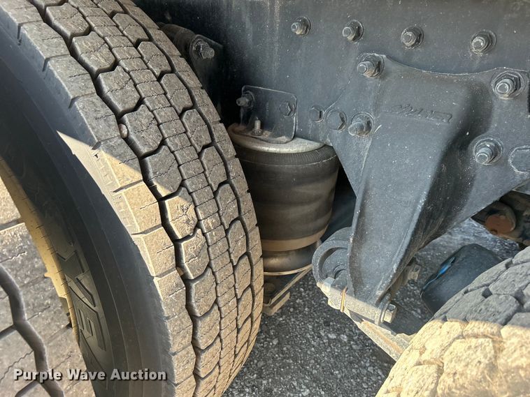 image for item EG1274 2012 Freightliner  M2 Business Class crane truck