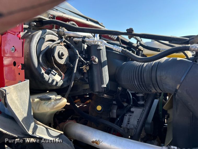 image for item EG1275 2003 Ford F750 Super Duty crane truck