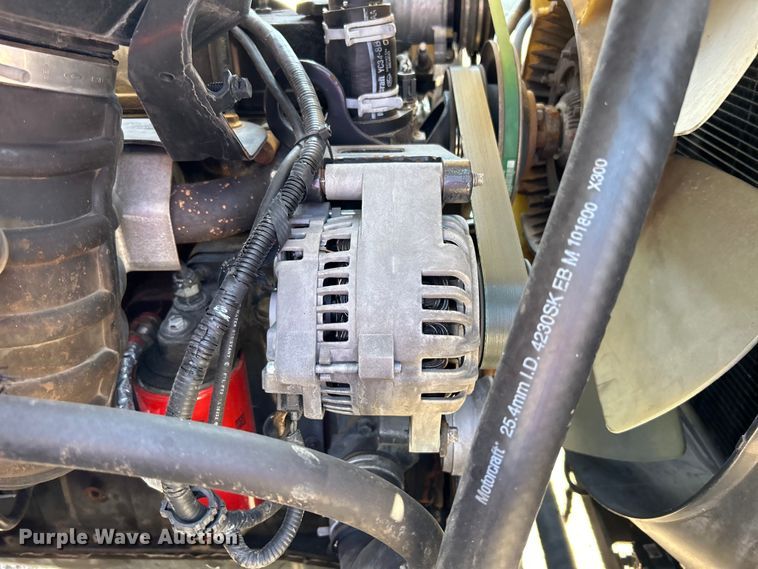 image for item EG1275 2003 Ford F750 Super Duty crane truck