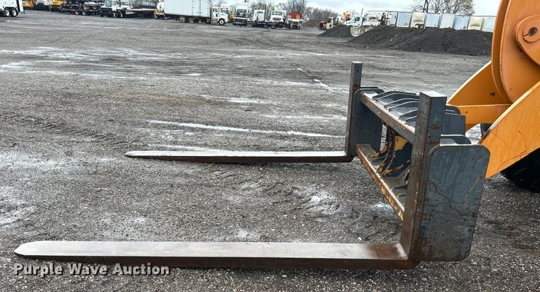 image for item EG1283 2012 Case 621F XR wheel loader