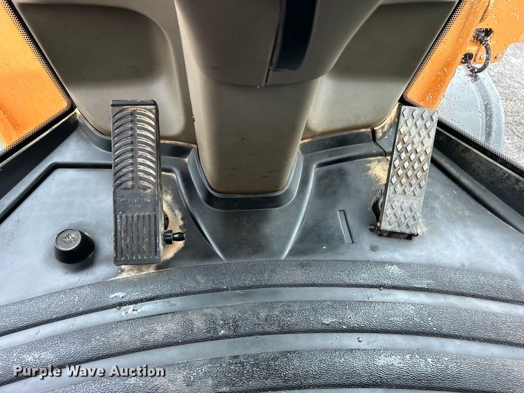 image for item EG1283 2012 Case 621F XR wheel loader