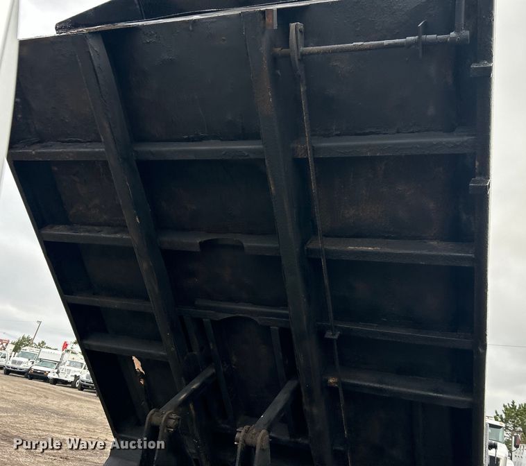 image for item EG1289 2008 Ford F650 Super Duty dump truck