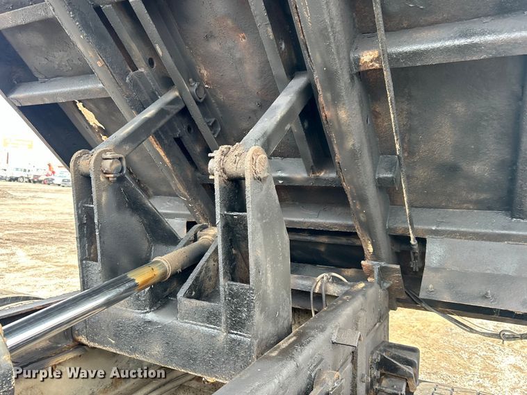 image for item EG1289 2008 Ford F650 Super Duty dump truck