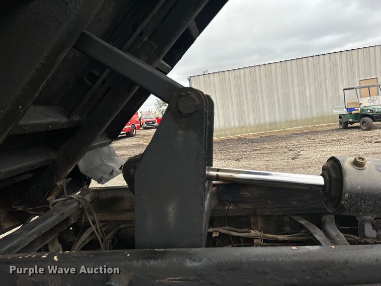 image for item EG1289 2008 Ford F650 Super Duty dump truck