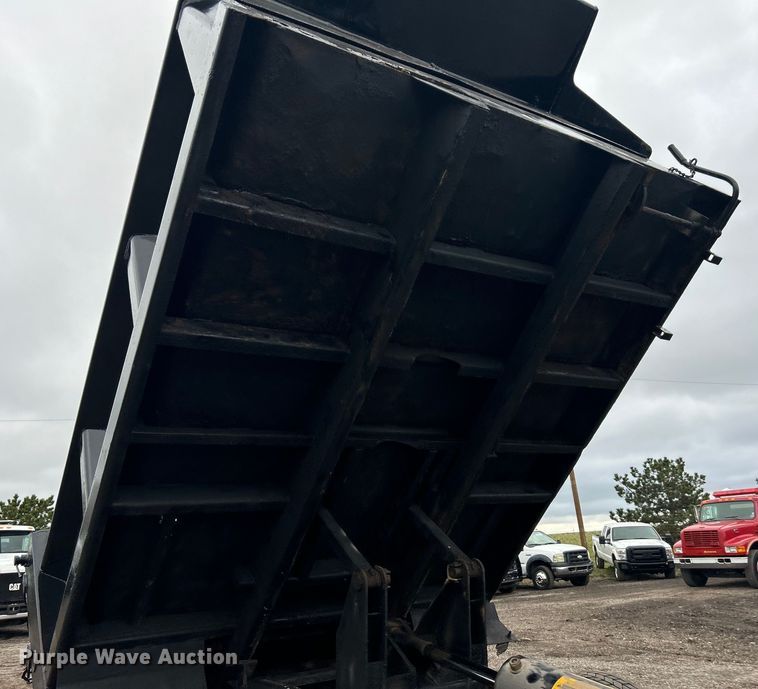 image for item EG1289 2008 Ford F650 Super Duty dump truck