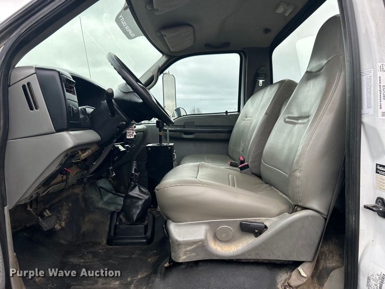 image for item EG1289 2008 Ford F650 Super Duty dump truck