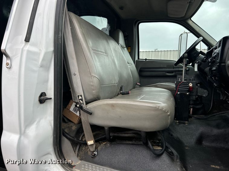 image for item EG1289 2008 Ford F650 Super Duty dump truck