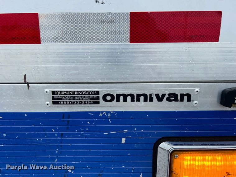 image for item EG1292 2015 Dodge Ram 5500 HD bucket truck