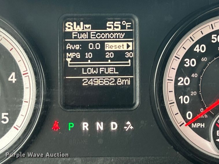 image for item EG1292 2015 Dodge Ram 5500 HD bucket truck