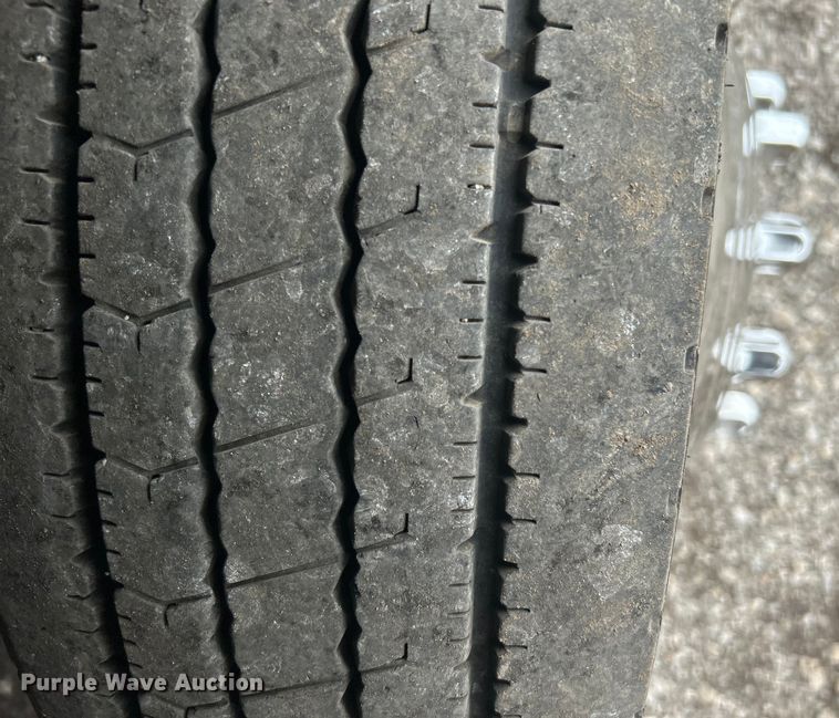 image for item EG1292 2015 Dodge Ram 5500 HD bucket truck