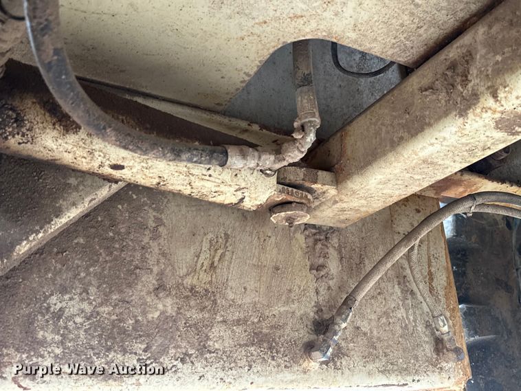 image for item EH3846 1992 Ingersoll Rand SD70F single drum vibratory roller