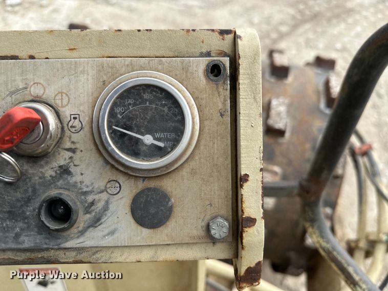 image for item EH3846 1992 Ingersoll Rand SD70F single drum vibratory roller