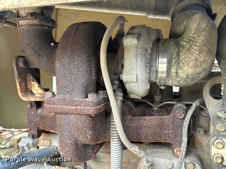 image for item EH3846 1992 Ingersoll Rand SD70F single drum vibratory roller