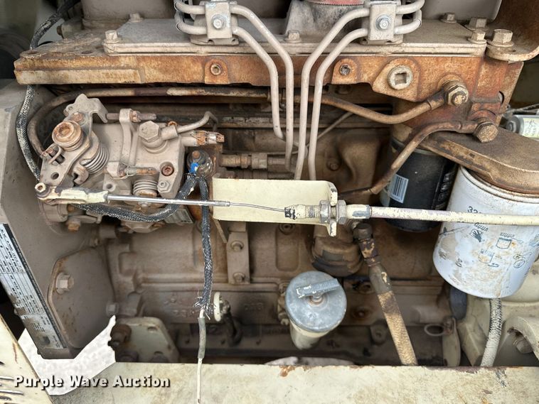 image for item EH3846 1992 Ingersoll Rand SD70F single drum vibratory roller