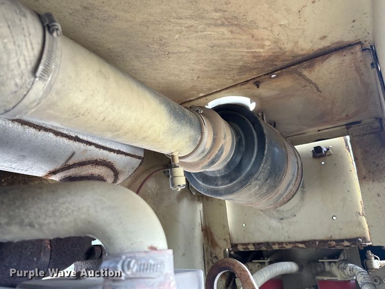 image for item EH3846 1992 Ingersoll Rand SD70F single drum vibratory roller