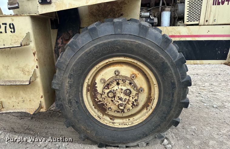 image for item EH3846 1992 Ingersoll Rand SD70F single drum vibratory roller