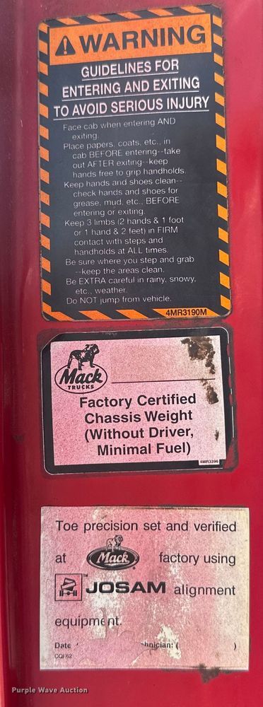 image for item EH3847 2008 Mack CHU613 dump truck