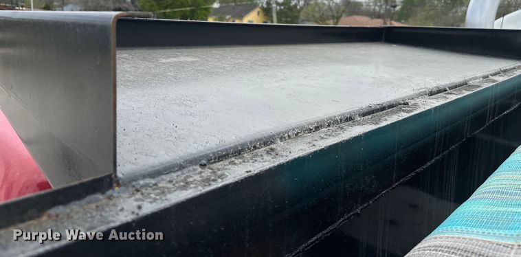 image for item EH3847 2008 Mack CHU613 dump truck