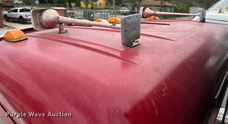 image for item EH3847 2008 Mack CHU613 dump truck