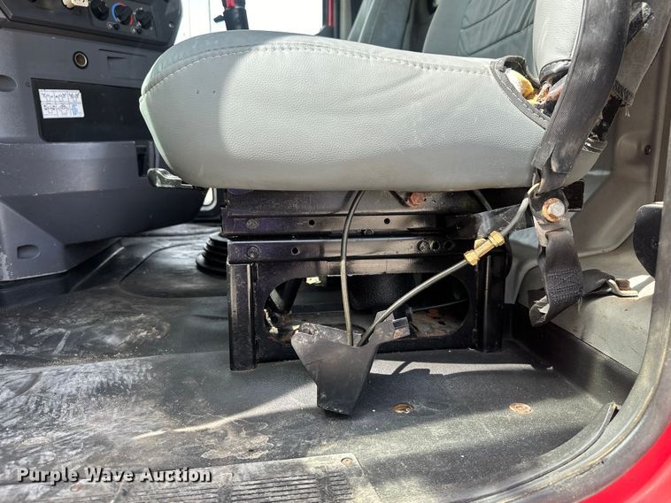 image for item EH3847 2008 Mack CHU613 dump truck