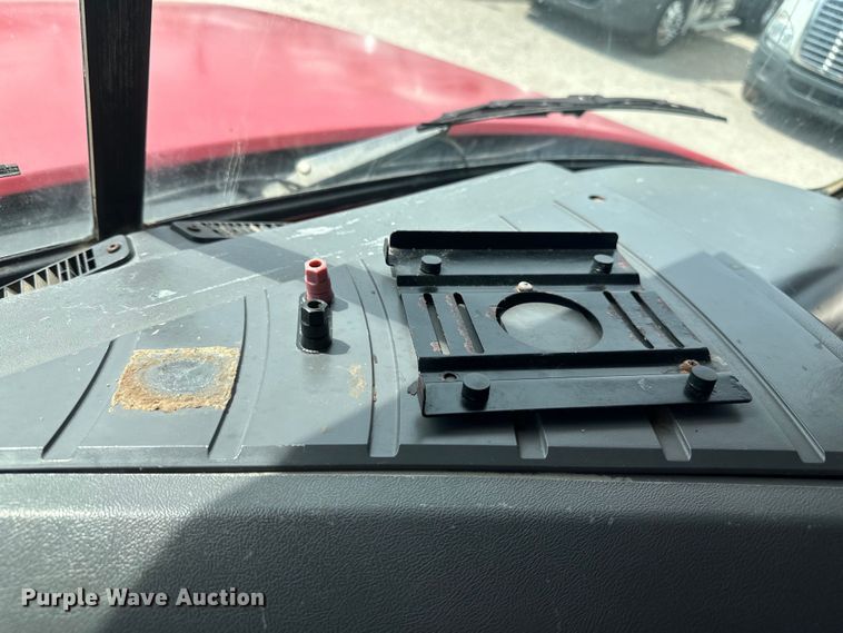 image for item EH3847 2008 Mack CHU613 dump truck