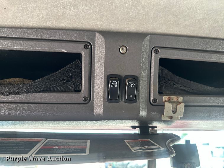 image for item EH3847 2008 Mack CHU613 dump truck