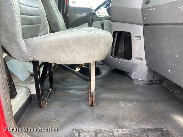 image for item EH3847 2008 Mack CHU613 dump truck