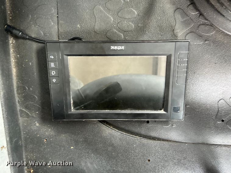 image for item EH3847 2008 Mack CHU613 dump truck