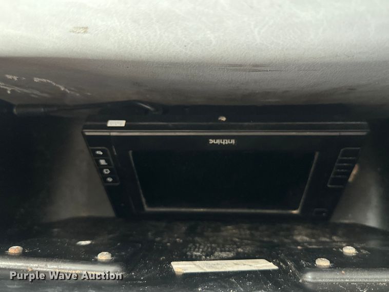 image for item EH3847 2008 Mack CHU613 dump truck