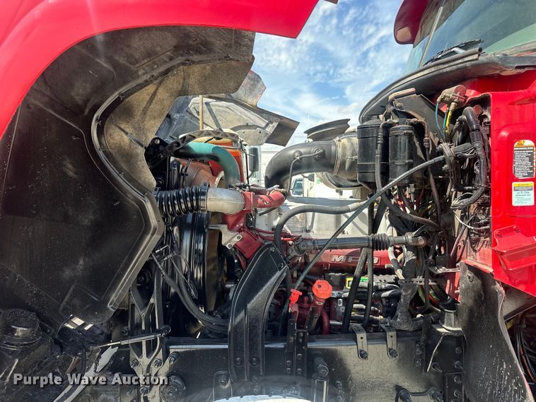 image for item EH3847 2008 Mack CHU613 dump truck