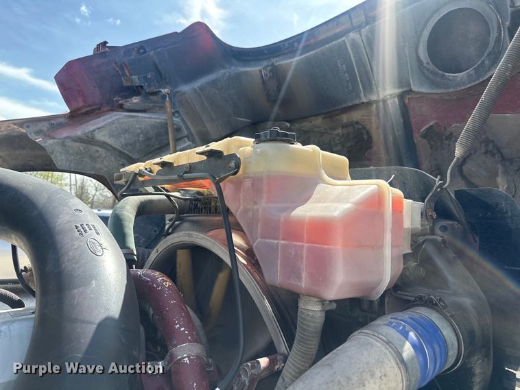 image for item EH3847 2008 Mack CHU613 dump truck