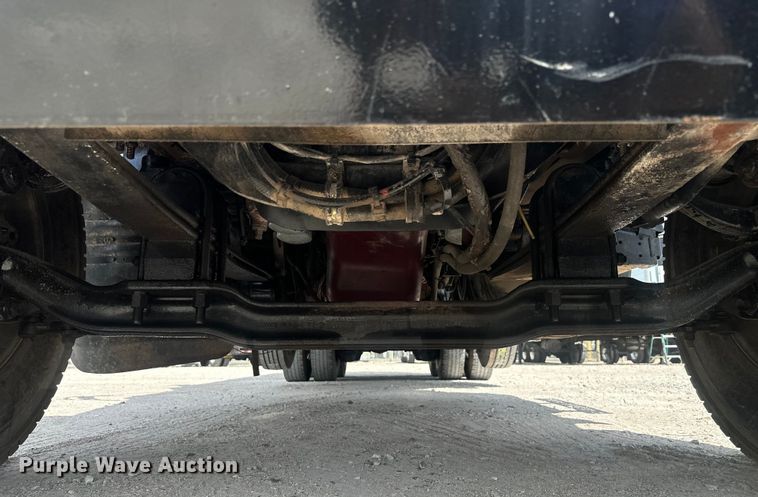 image for item EH3847 2008 Mack CHU613 dump truck