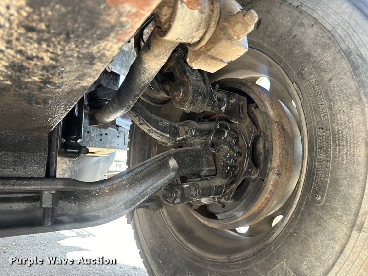 image for item EH3847 2008 Mack CHU613 dump truck