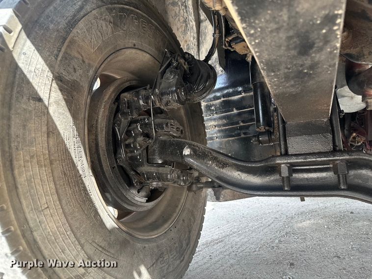 image for item EH3847 2008 Mack CHU613 dump truck