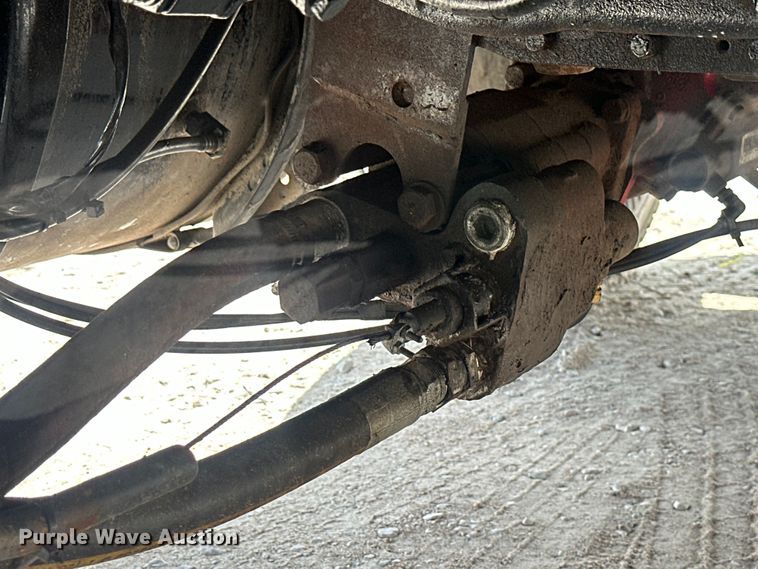 image for item EH3847 2008 Mack CHU613 dump truck