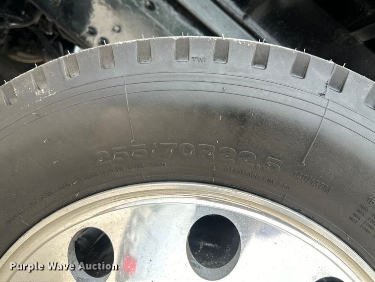 image for item EH3847 2008 Mack CHU613 dump truck