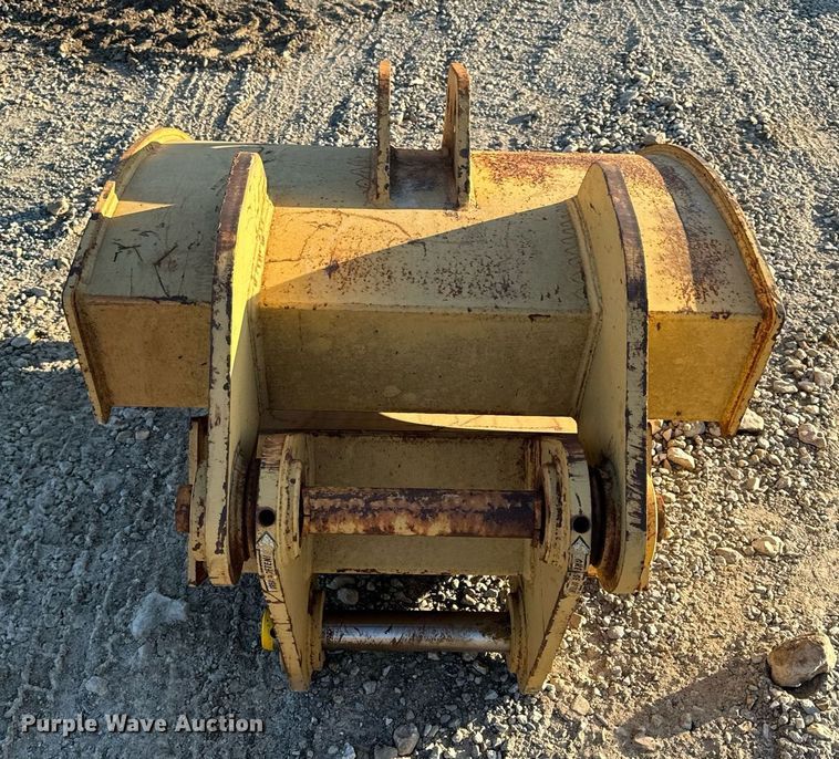 image for item EH6576 Bodine G-210 excavator grapple