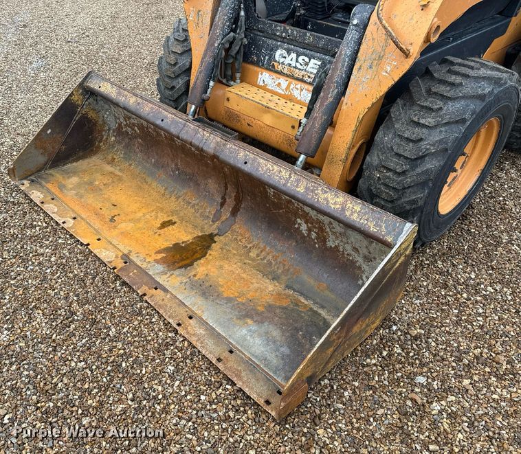 image for item EH6594 2012 Case SR220 skid steer loader