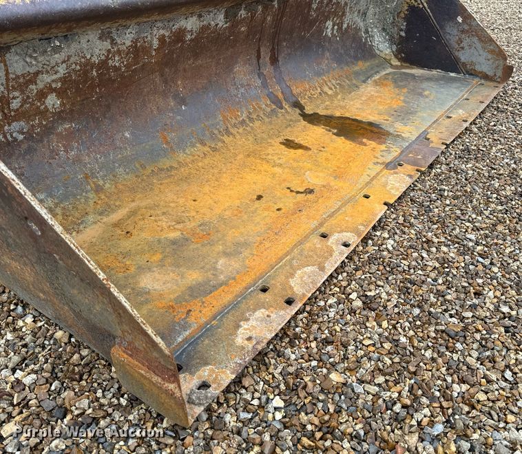 image for item EH6594 2012 Case SR220 skid steer loader