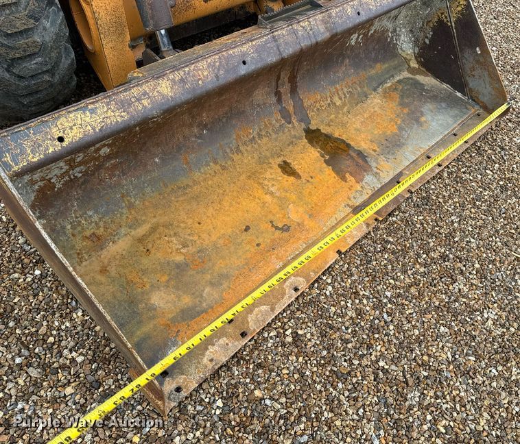 image for item EH6594 2012 Case SR220 skid steer loader