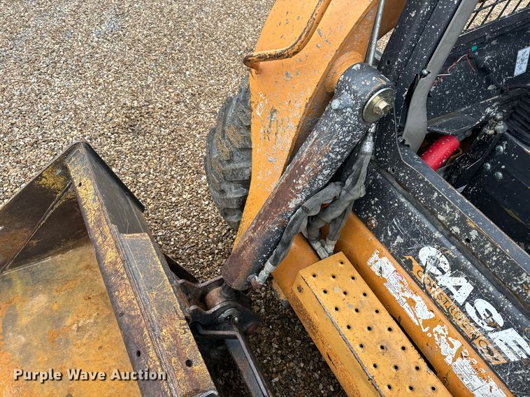 image for item EH6594 2012 Case SR220 skid steer loader