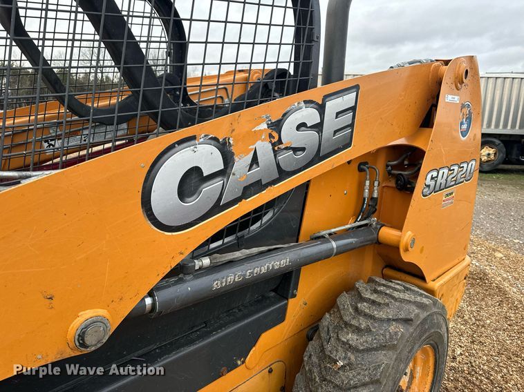 image for item EH6594 2012 Case SR220 skid steer loader